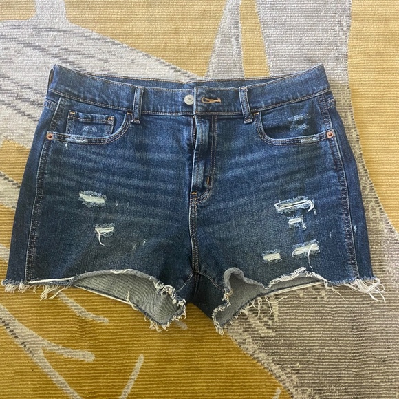 Old Navy Pants - Blue Mid-Rise Cut-Off Jean Shorts- Old Navy